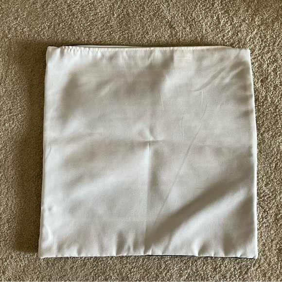 Southwestern Patterned pillow covers (2 ) - Picture 2 of 2